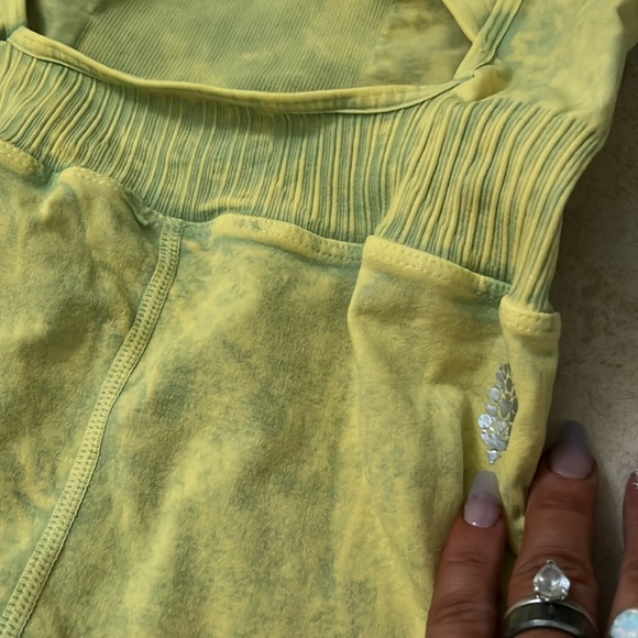 Free people Rare good karma pineapple mineral wash onesie xs/s - Picture 3 of 3